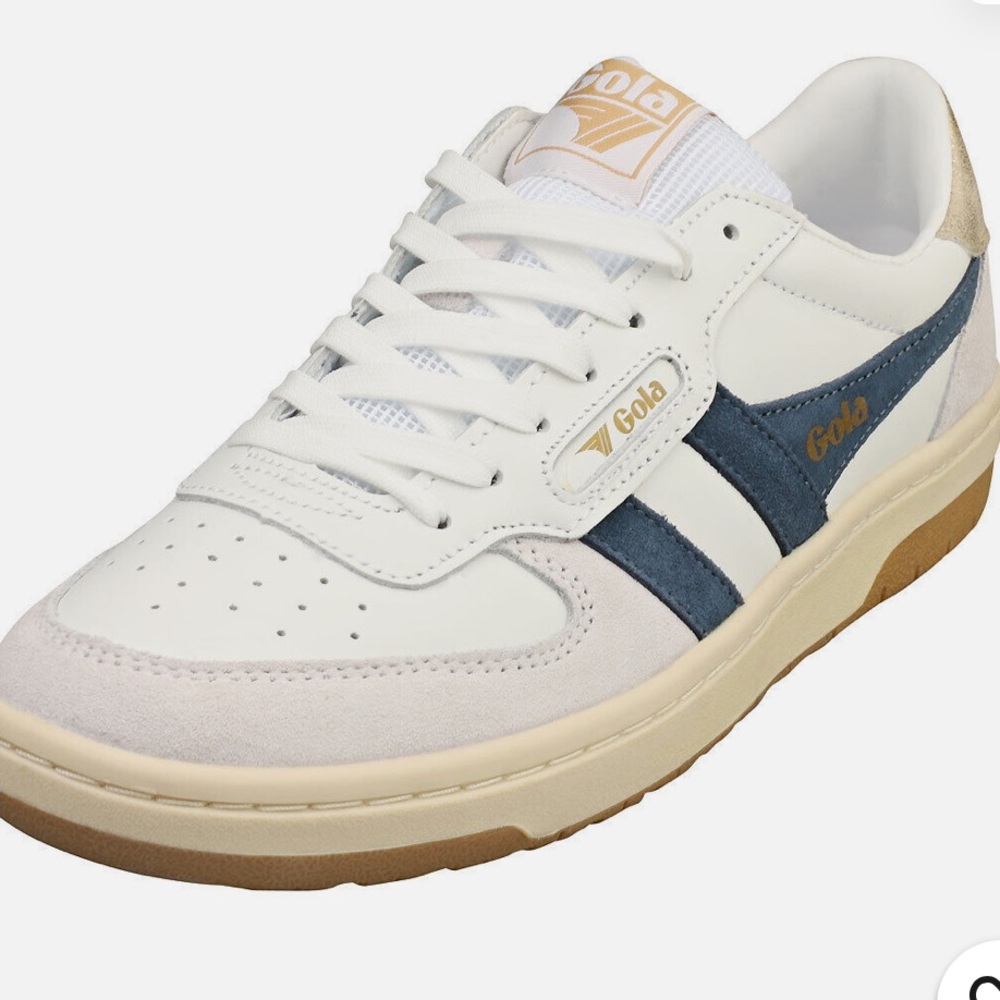 GOLA sneaker -new never worn-size9